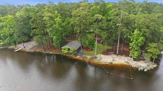 45 Banning Drive, Carthage, NC 28327
