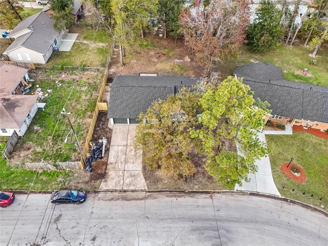 10534 Rockaway Drive, Houston, TX 77016