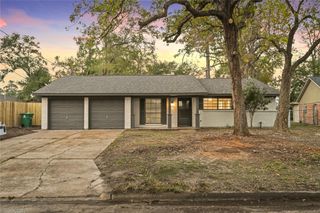 10534 Rockaway Drive, Houston, TX 77016