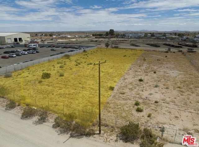 6 BETWEEN AVE M & L12 LOT 1 Avenue, Lancaster, CA 93535
