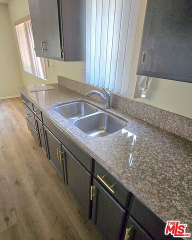 2219 Crenshaw Boulevard 3, Los Angeles, CA 90016