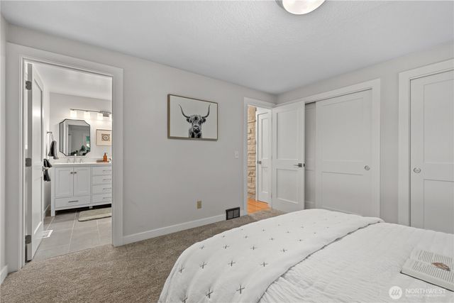 675 SW Franklin Court, Oak Harbor, WA 98277