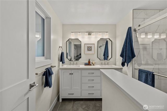 675 SW Franklin Court, Oak Harbor, WA 98277