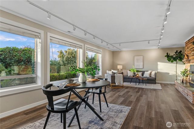 675 SW Franklin Court, Oak Harbor, WA 98277
