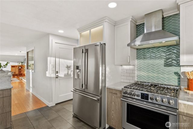 675 SW Franklin Court, Oak Harbor, WA 98277