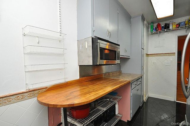 491 Riverdale Avenue 6D, Yonkers, NY 10705