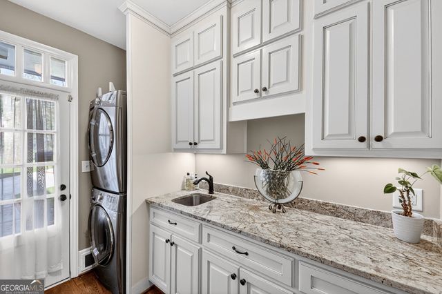 8 River Park Drive, Atlanta, GA 30328