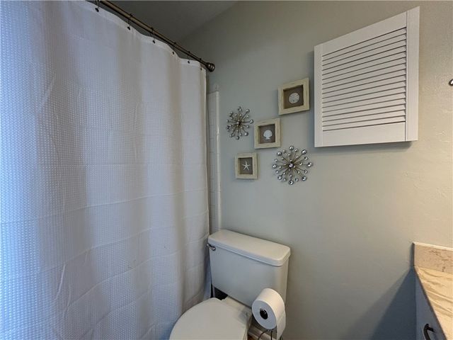 840 Cliff Dr 4, Portland, TX 78374