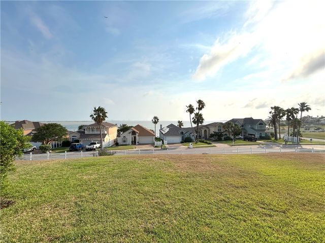 840 Cliff Dr 4, Portland, TX 78374