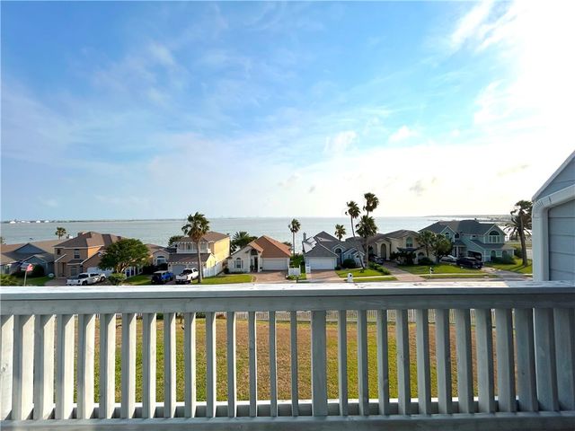 840 Cliff Dr 4, Portland, TX 78374