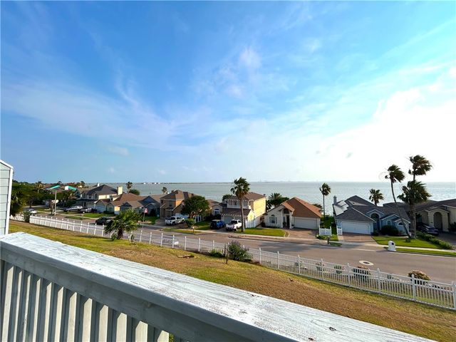 840 Cliff Dr 4, Portland, TX 78374