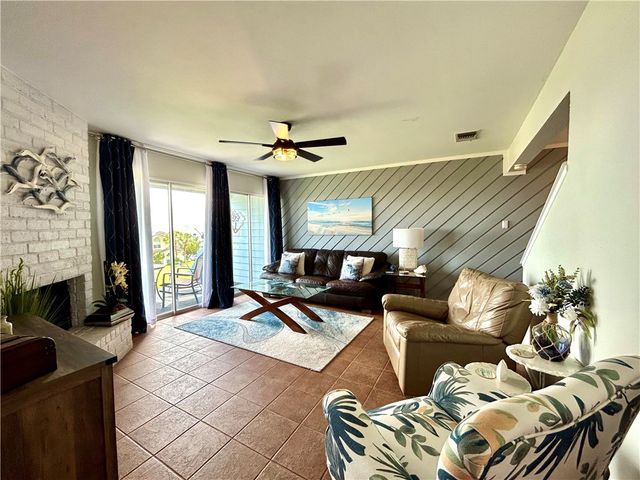 840 Cliff Dr 4, Portland, TX 78374