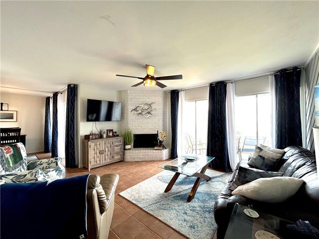 840 Cliff Dr 4, Portland, TX 78374