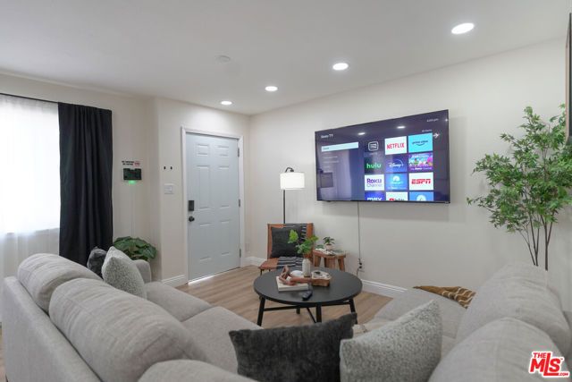 850 W Milling Street, Lancaster, CA 93534