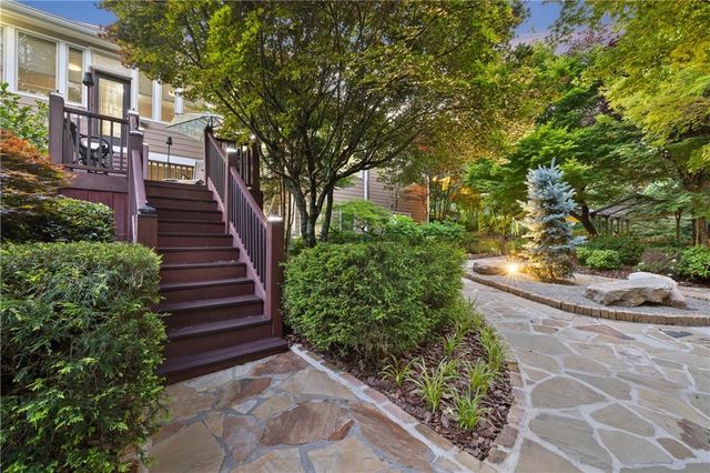 1005 Cromwell Cove, Snellville, GA 30078