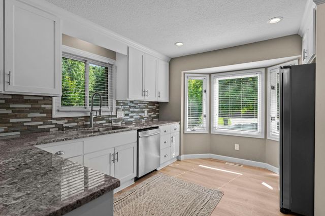 9840 Kirkwood Lane N, Maple Grove, MN 55369