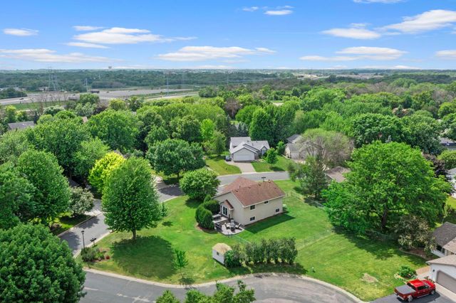 9840 Kirkwood Lane N, Maple Grove, MN 55369