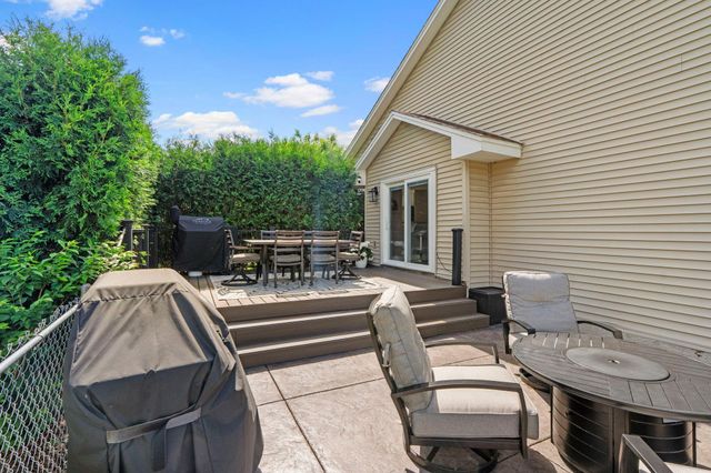 9840 Kirkwood Lane N, Maple Grove, MN 55369