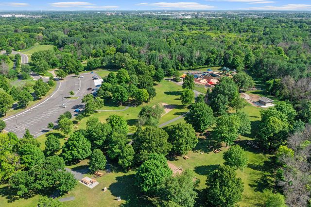 9840 Kirkwood Lane N, Maple Grove, MN 55369