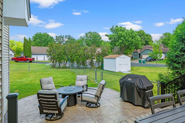 9840 Kirkwood Lane N, Maple Grove, MN 55369