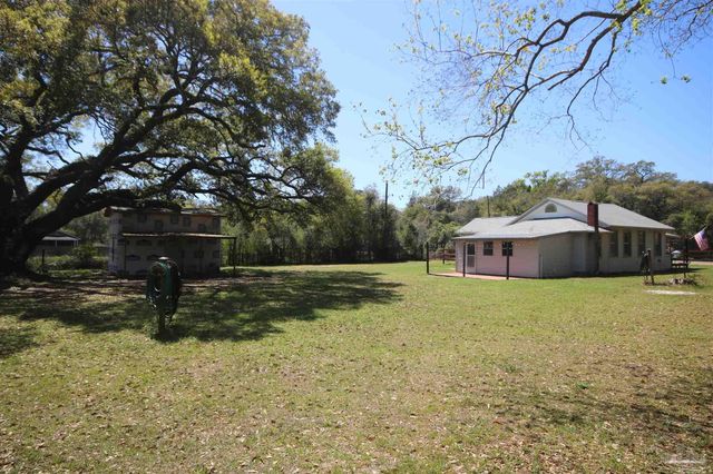 4308 Floridatown Rd, Pace, FL 32571