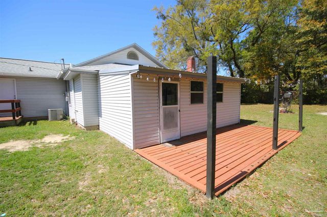 4308 Floridatown Rd, Pace, FL 32571