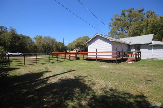 4308 Floridatown Rd, Pace, FL 32571