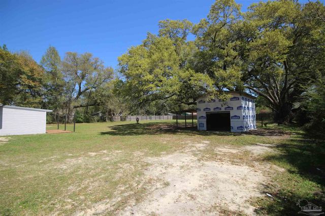 4308 Floridatown Rd, Pace, FL 32571