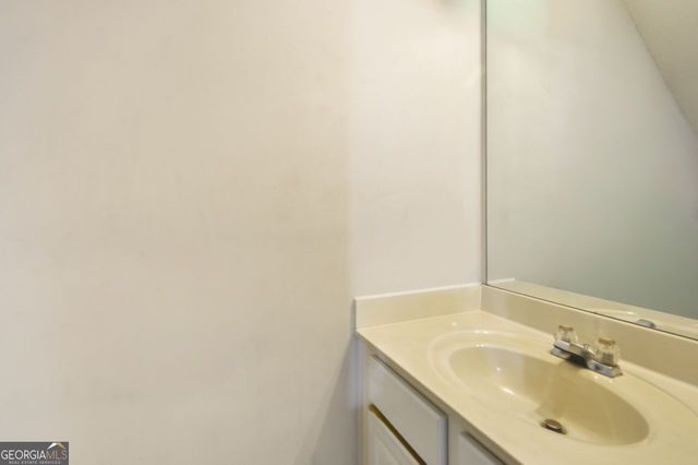 9155 Nesbit Ferry Road 82, Alpharetta, GA 30022