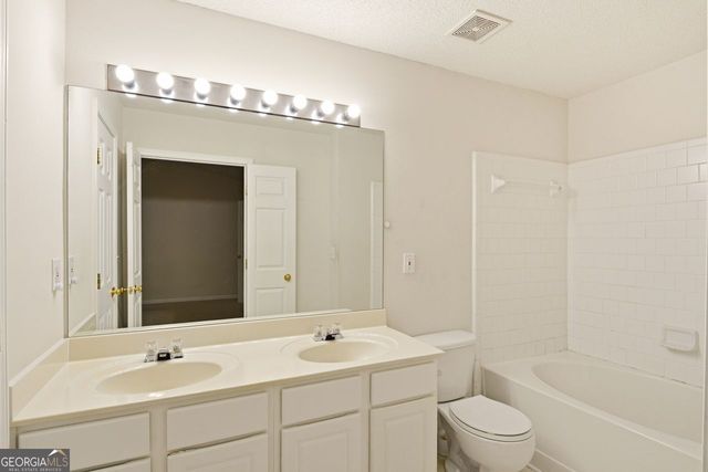 9155 Nesbit Ferry Road 82, Alpharetta, GA 30022