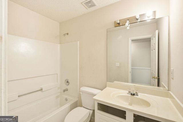 9155 Nesbit Ferry Road 82, Alpharetta, GA 30022