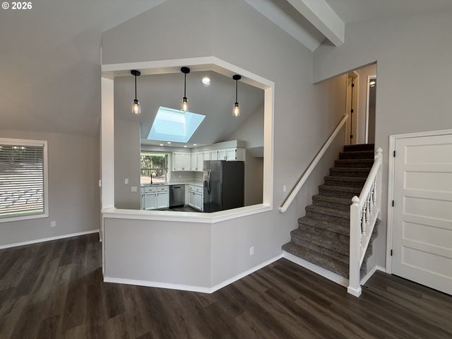 7025 Sw 164TH Ter, Beaverton, OR 97007