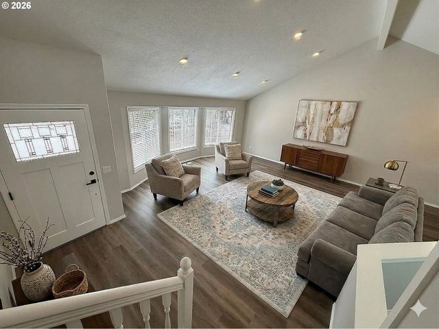 7025 Sw 164TH Ter, Beaverton, OR 97007