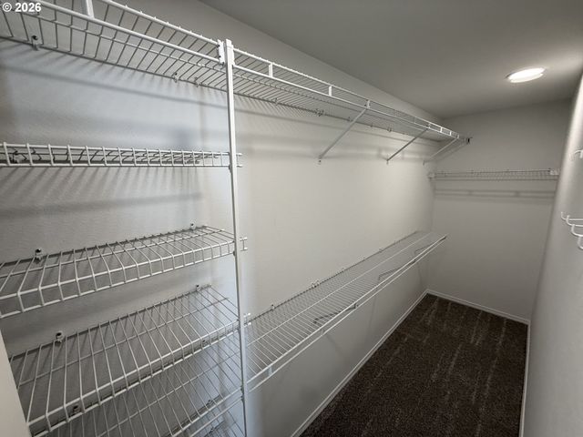 7025 Sw 164TH Ter, Beaverton, OR 97007