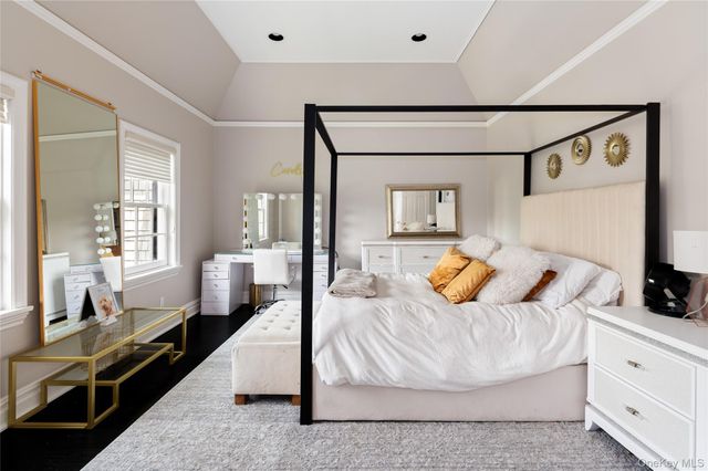 17 Great Hill Farms Road, Bedford, NY 10506