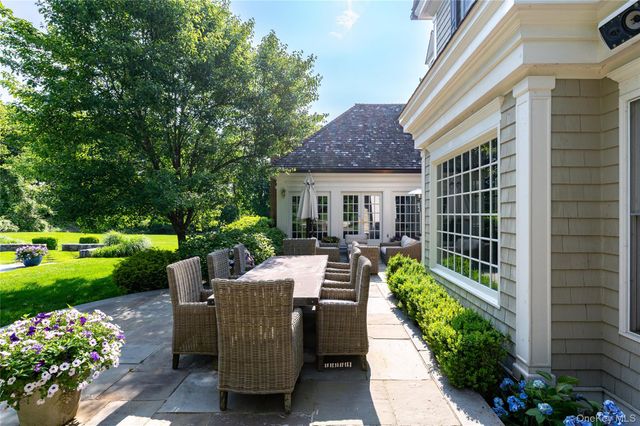 17 Great Hill Farms Road, Bedford, NY 10506