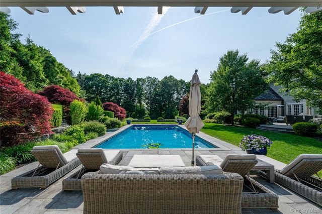 17 Great Hill Farms Road, Bedford, NY 10506