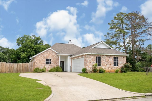 5110 Lakeshore Drive, Willis, TX 77318