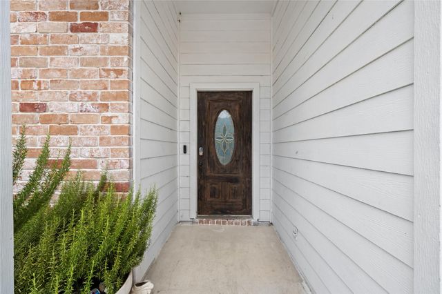 5110 Lakeshore Drive, Willis, TX 77318