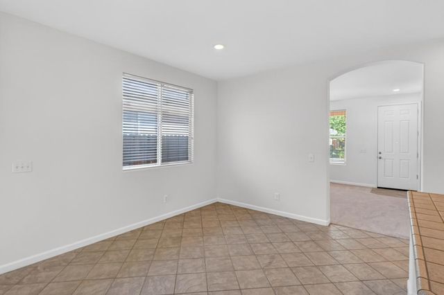 9666 Iris Meadow Way, Elk Grove, CA 95757