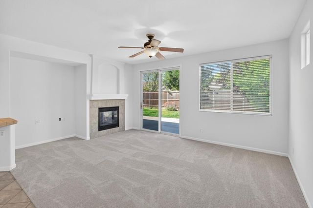 9666 Iris Meadow Way, Elk Grove, CA 95757