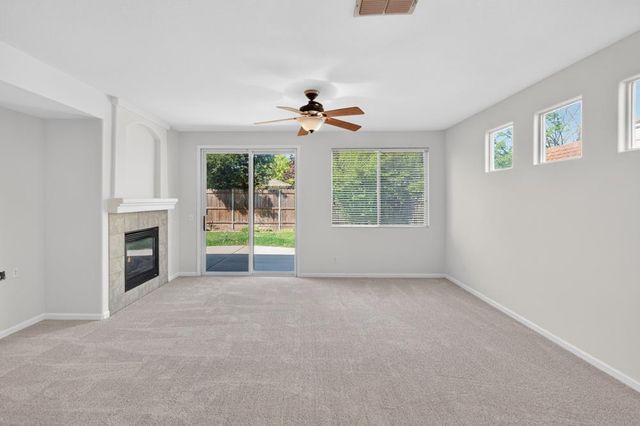 9666 Iris Meadow Way, Elk Grove, CA 95757