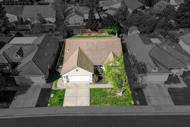 9666 Iris Meadow Way, Elk Grove, CA 95757