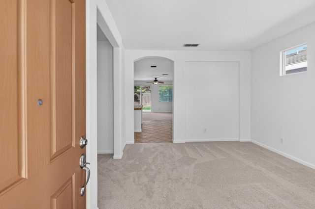 9666 Iris Meadow Way, Elk Grove, CA 95757