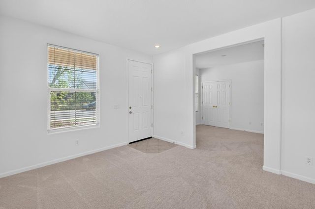 9666 Iris Meadow Way, Elk Grove, CA 95757