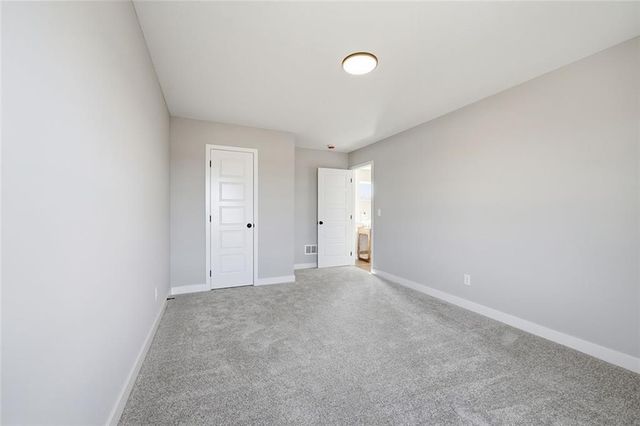 4717 Brentwood Avenue, Kansas City, MO 64136