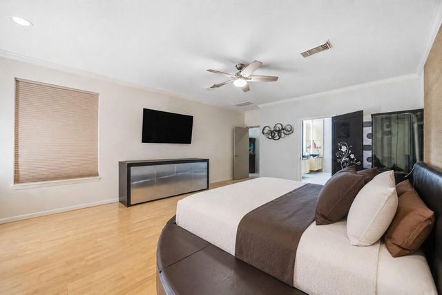 7610 Guinevere Drive, Sugar Land, TX 77479