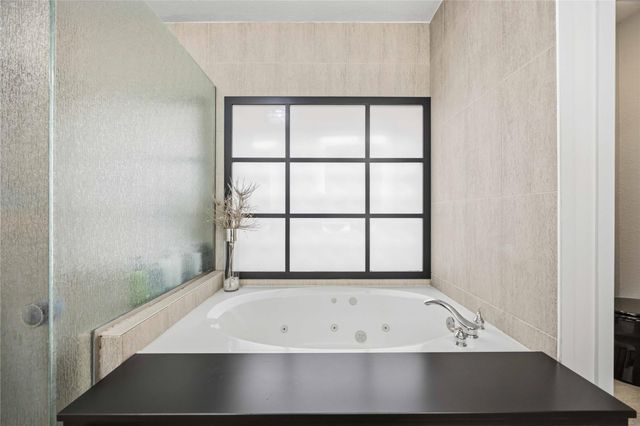 7610 Guinevere Drive, Sugar Land, TX 77479