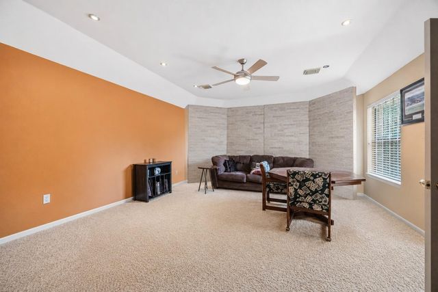 7610 Guinevere Drive, Sugar Land, TX 77479