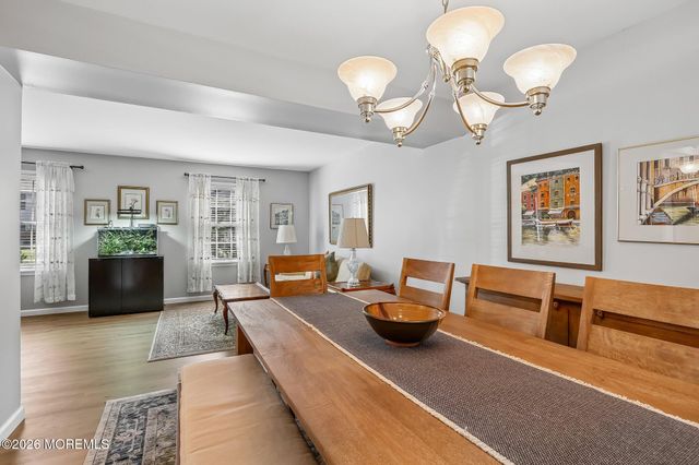 21 Appletree Road, Howell, NJ 07731